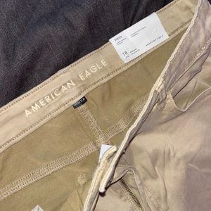 American Eagle Hi-Rise Jegging